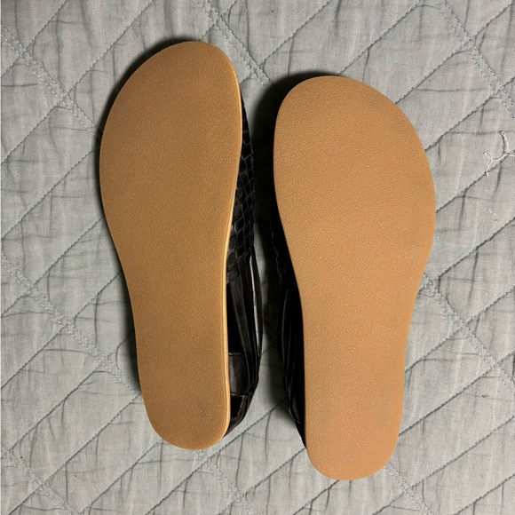 Origo Shoes The Huarache Wide by Anya Black Woven Leather Flats - Picture 5 of 6